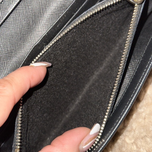 Prada 🖤 Ribbon Long wallet w Snaps - Picture 8 of 11